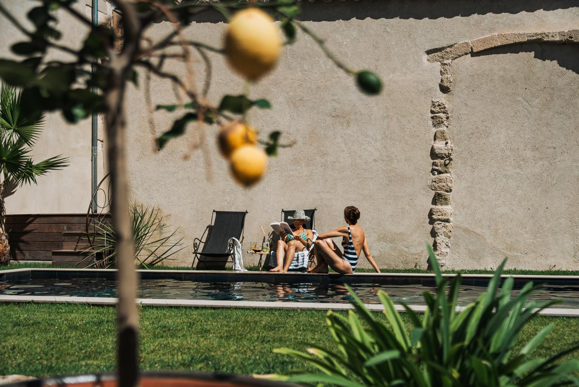 Palais Aoma, Hotel Particulier De Luxe En Provence LʼIsle-sur-la-Sorgue Zewnętrze zdjęcie